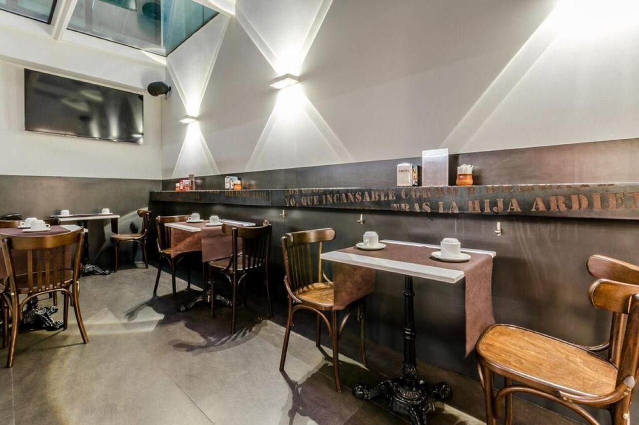 Hotel Apolonia 3*